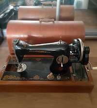 Швейная машинка в оабочем состоянии