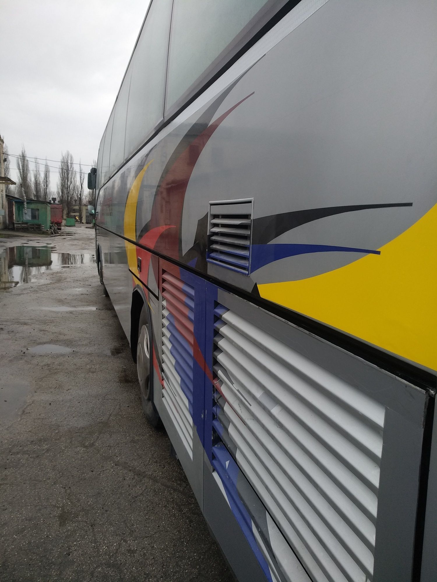 Автобус FR1 Bellas