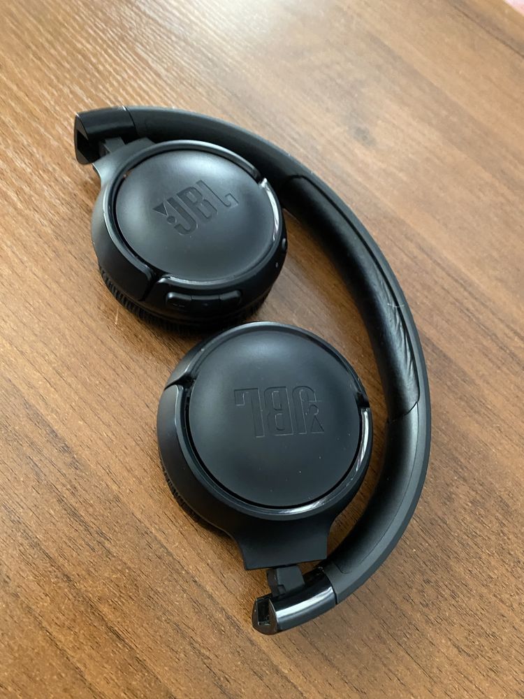 Навушники JBL Tune 520BT