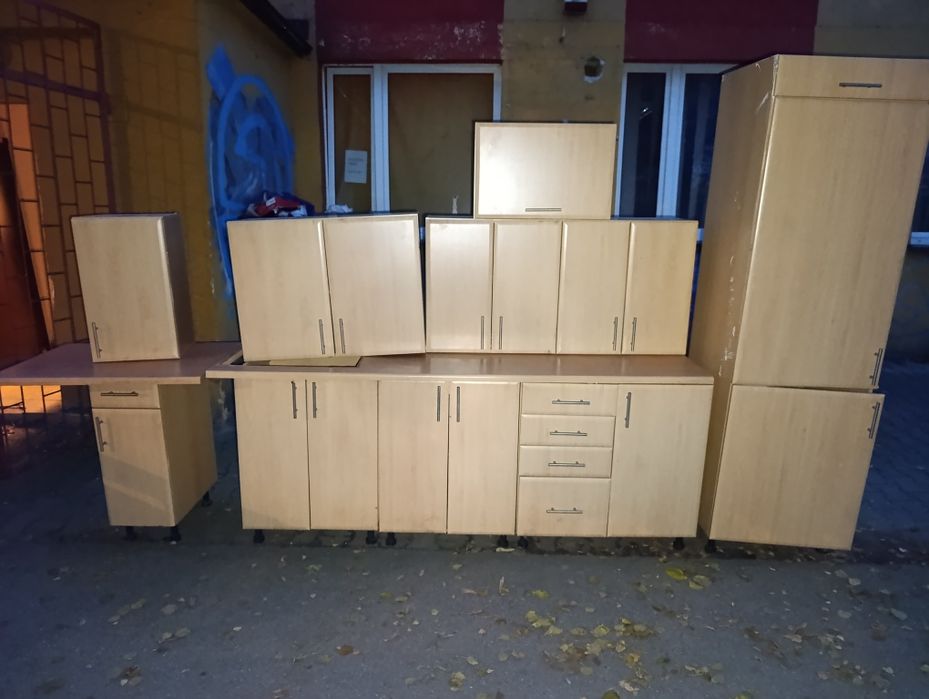 Sprzedam meble kuchenne stan dobry możliwość transportu za dopłatą