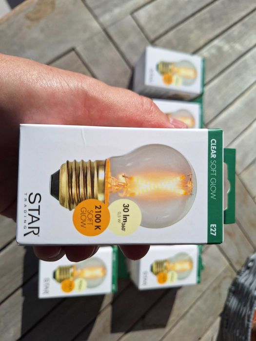 10 Żarówek LED STAR TRADING 30 Lumenów, E27, 0.5W Do Girlandy