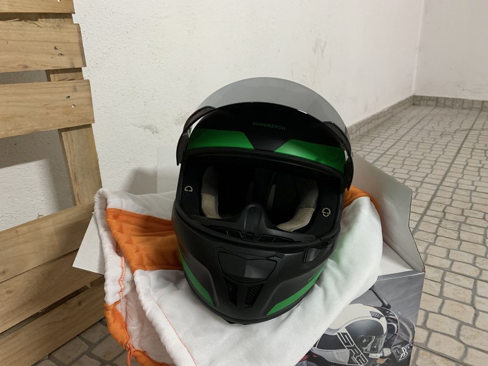 Capacete Schuberth SR2