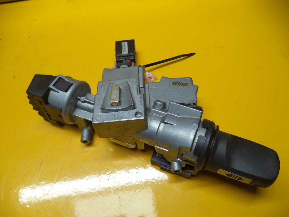 Замок зажигания Ford Focus 2 з 04-11 р.в.  3M51-3F880-BB