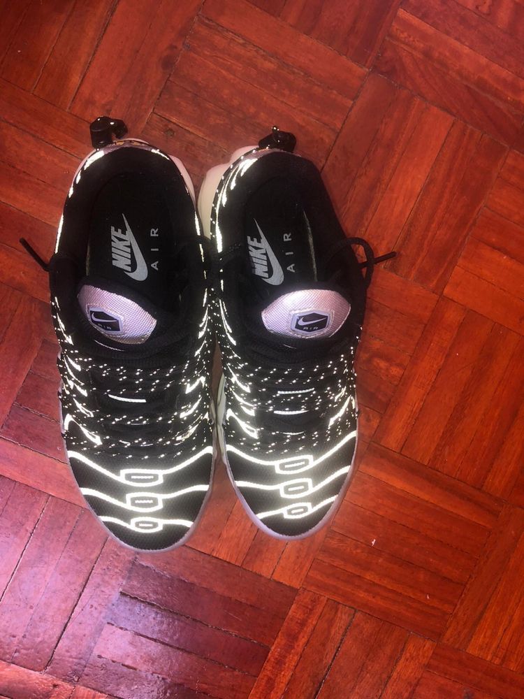 nike air max plus tn preto e branco