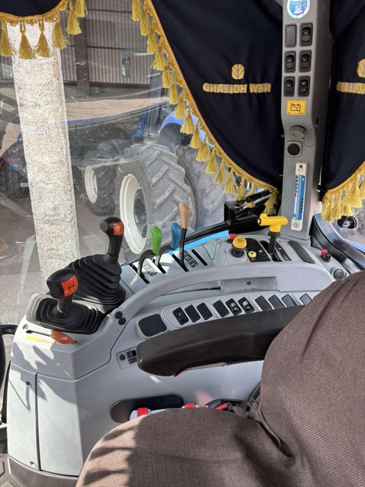 Траткор new holland t6020 124 л.с