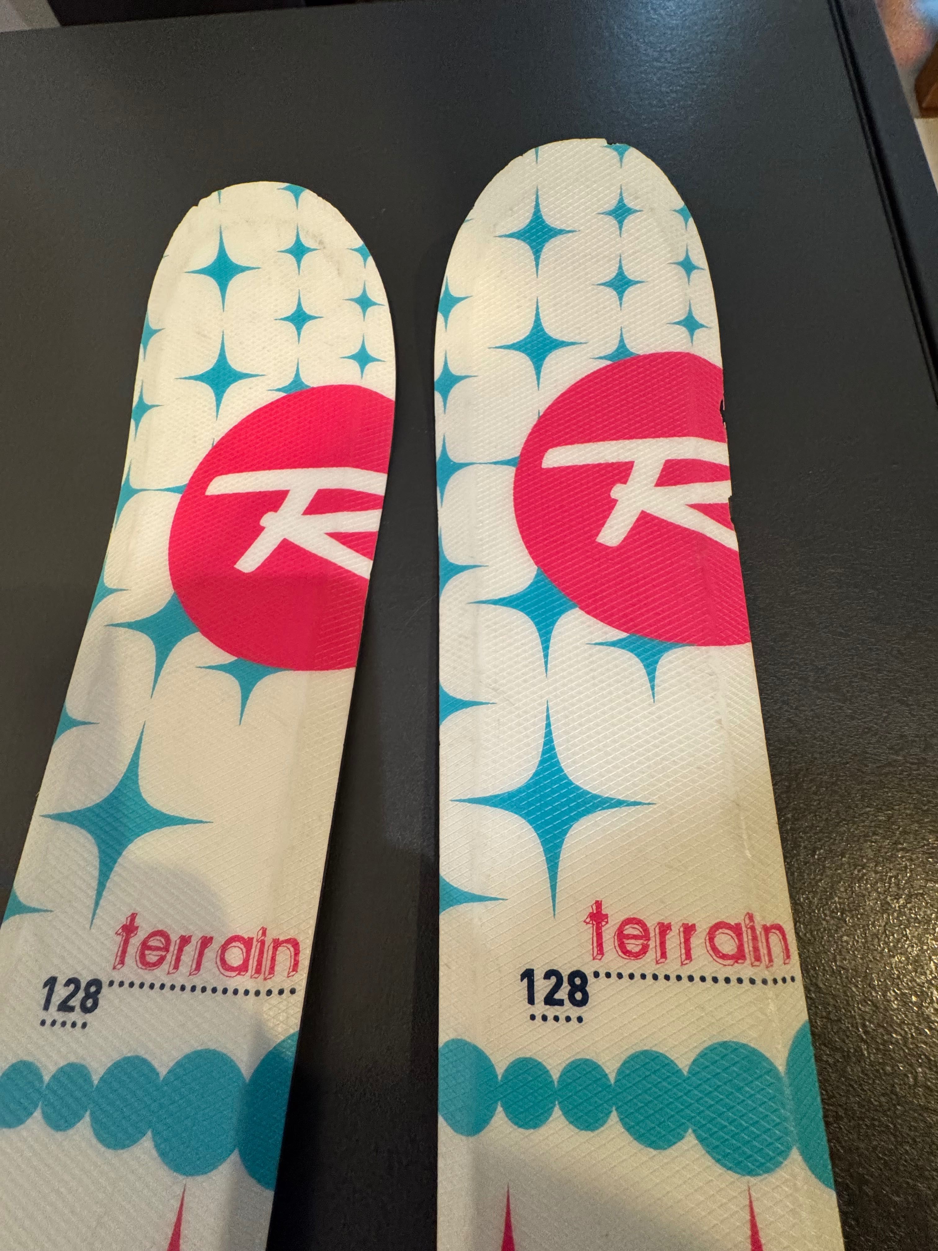 Narty Rossignol Terrain 128