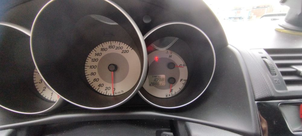 Mazda 3 1.6 +LPG