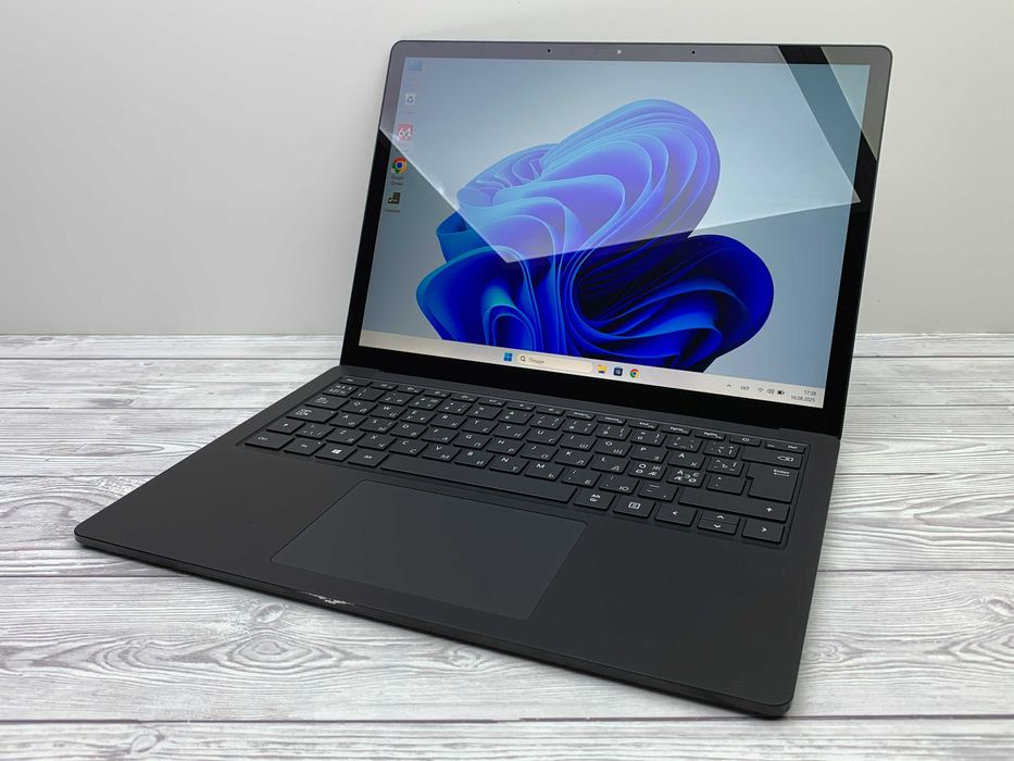 Microsoft Surface 3 1868 13.5" QHD IPS i5 gen10 16gb RAM. Гарантія!