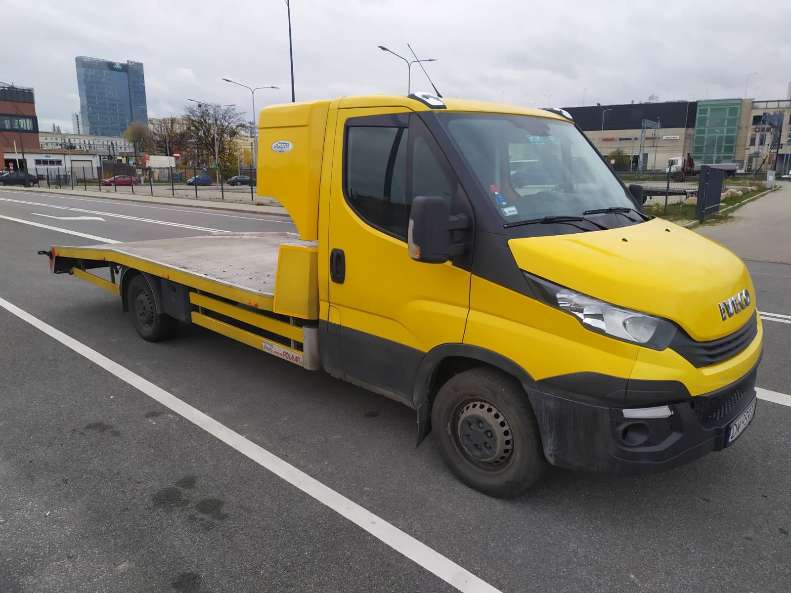 Wypożyczalnia Iveco z sypialnią 180KM Autolaweta Pomoc Drogowa wynajem