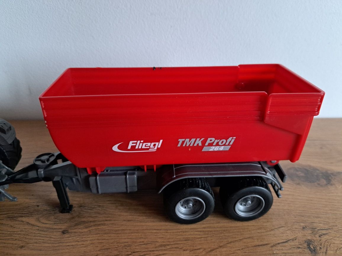 Traktor Fendt z przyczepą Fliegl,  zabawka Dickie
