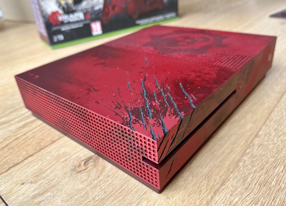 Xbox One S 2TB edycja Gears of War 4 JAK NOWA - nie używany Pad