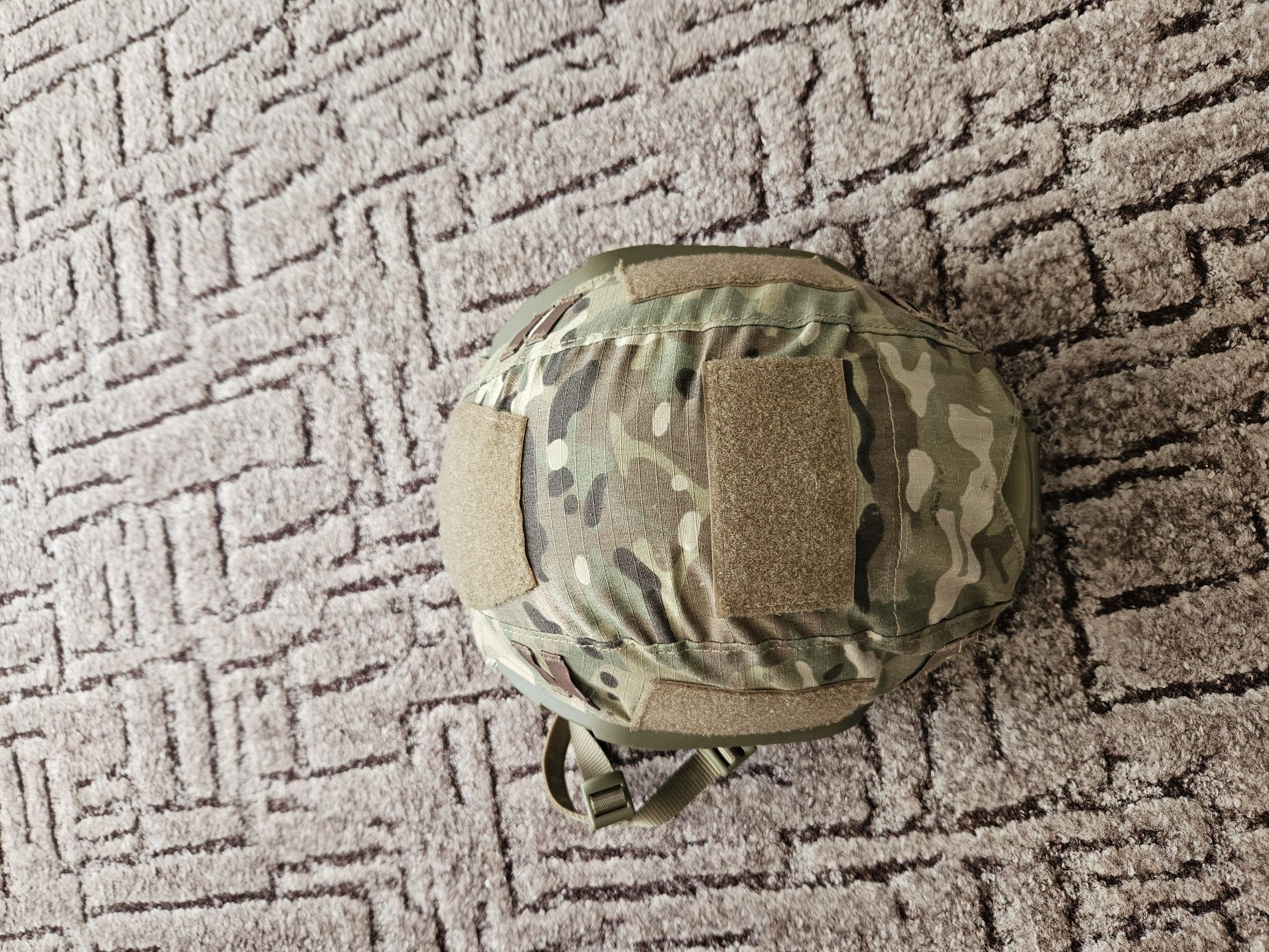 Hełm do gier terenowych, cqb i ttp. multic. regulowany