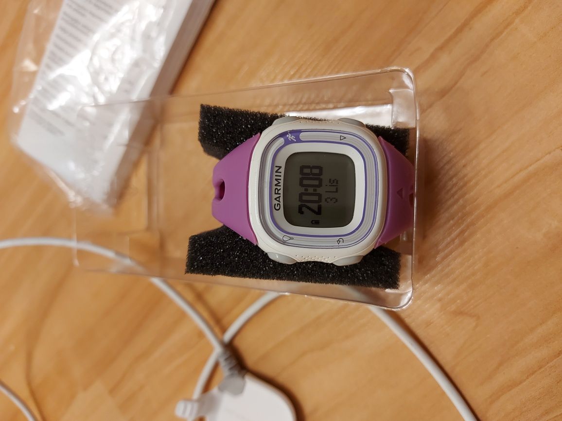 Garmin forerunner 10 damski