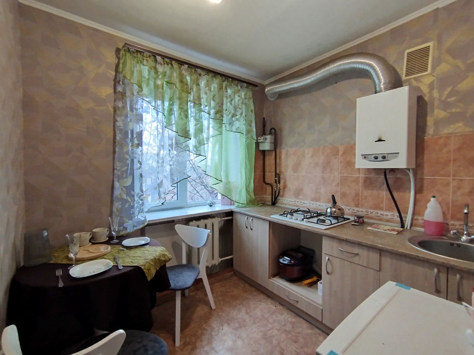 Доба680(Від 2діб 650)Мстиславська 138.До голiвуда та обл.лiкарнi 15хв