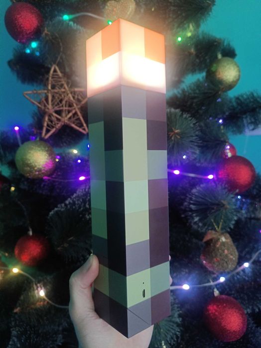 Светильник, лампа, факел в стиле Minecraft