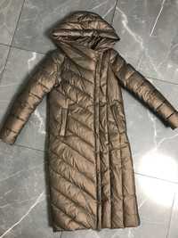 Зимова куртка ( пуховик)