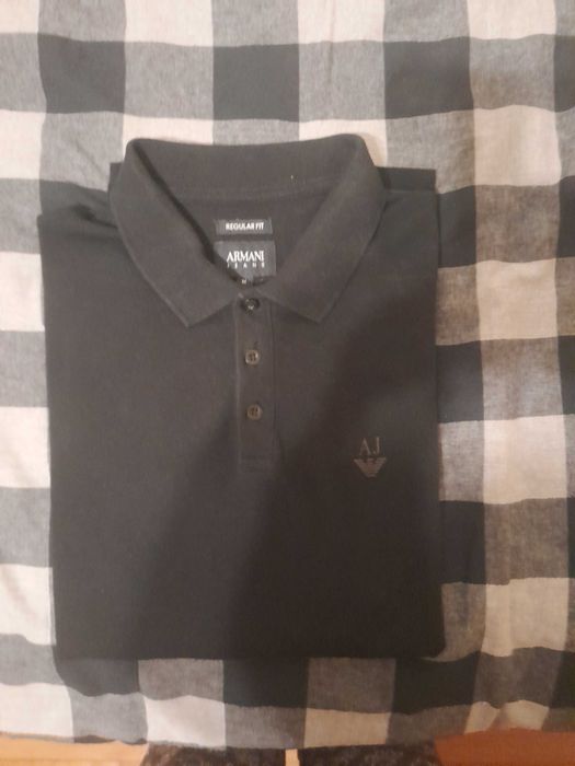 POLO Armani Tamanho M