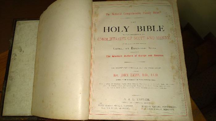 Biblia Holy Bible okuta i kolorowa 1862 r (język angielski) antyk