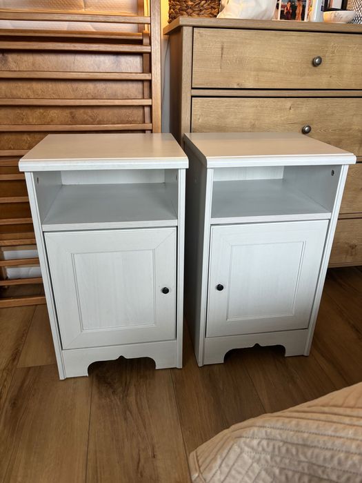 2 białe szafki nocne 35x36x62
