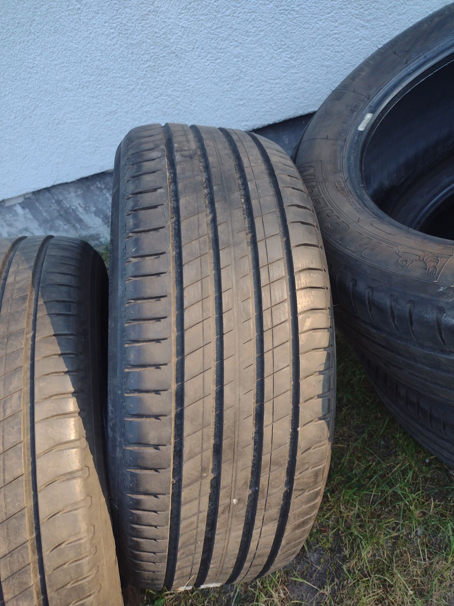 235/55/R18 Opony  Michelin