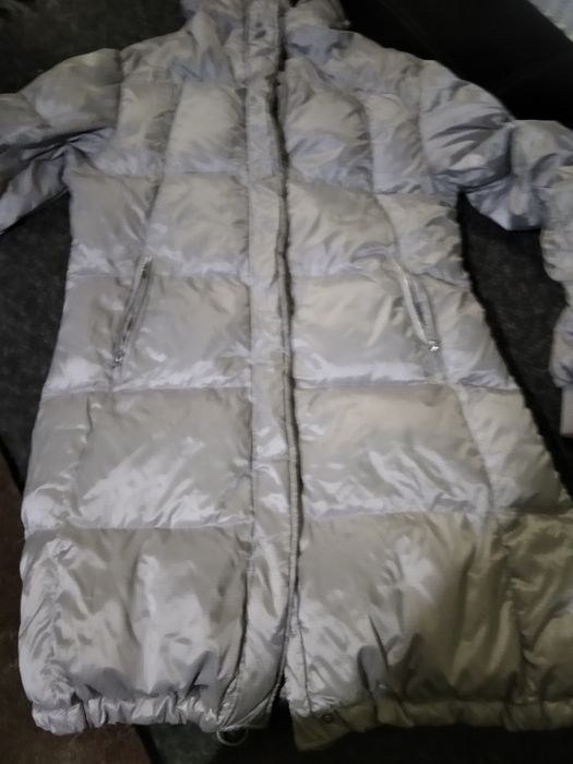 Продам пуховик жіночий