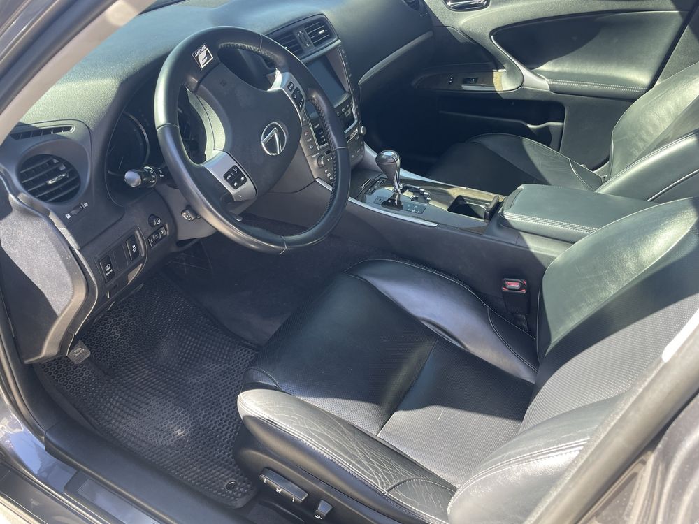 Lexus IS250 AWD 2012