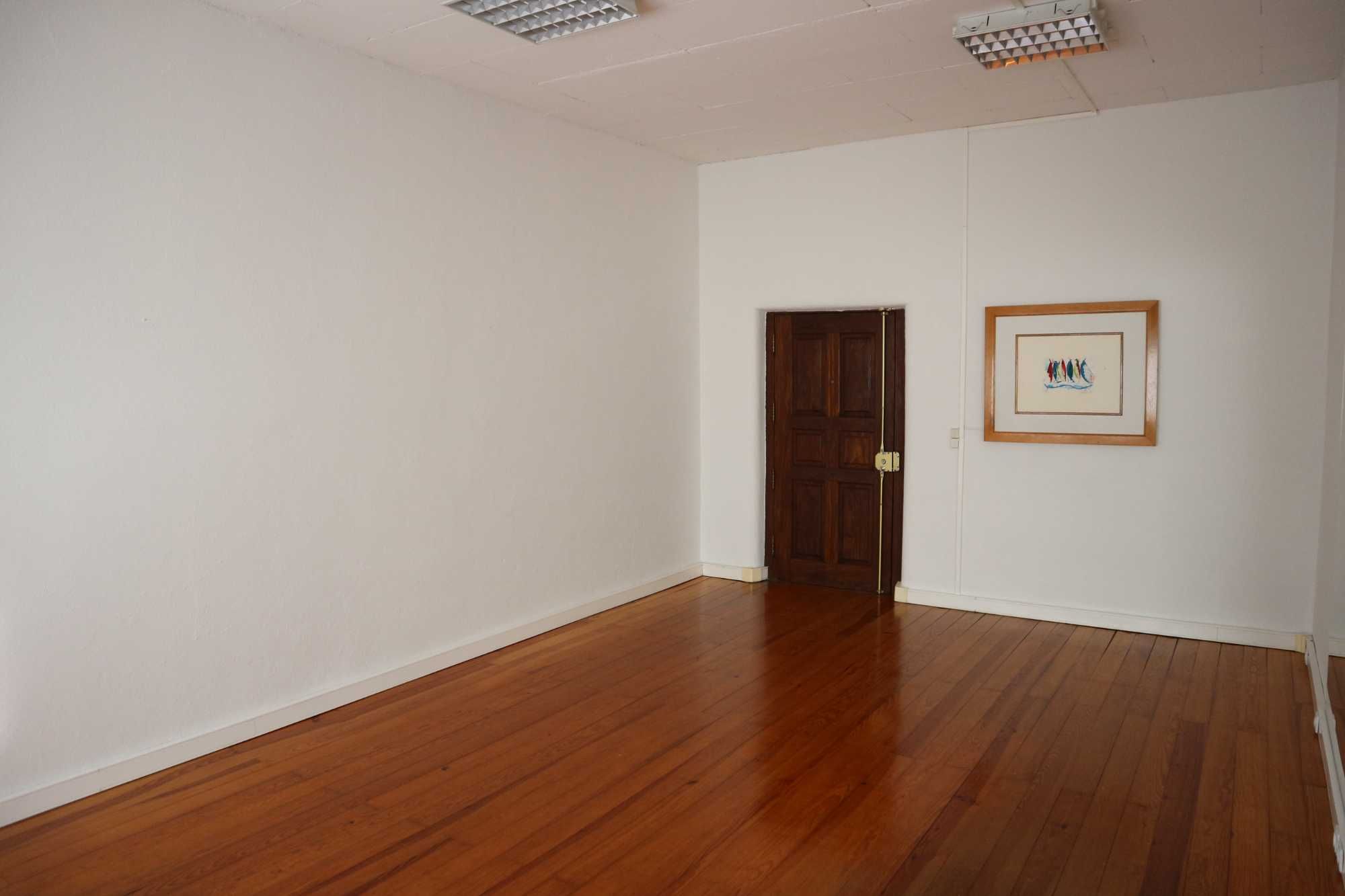 Sala-Estúdio multiusos com 30m2, aluguer à hora/dia/mês