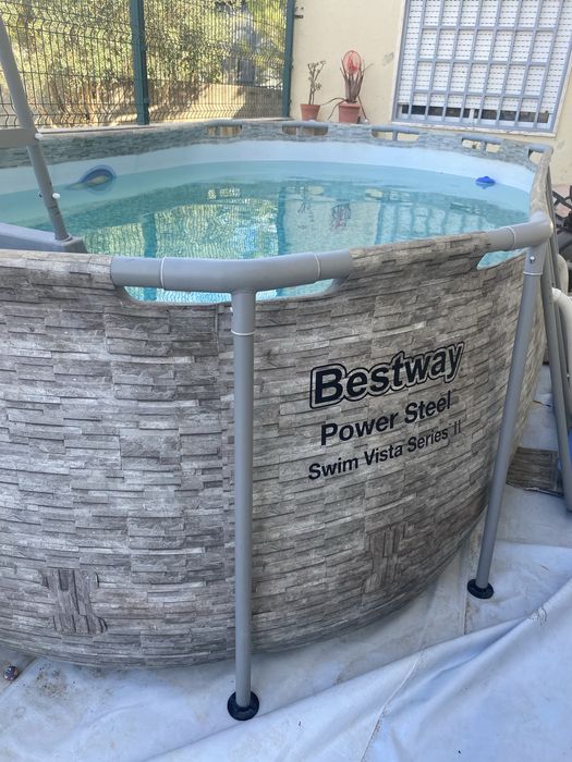 Vendo piscina e filtro