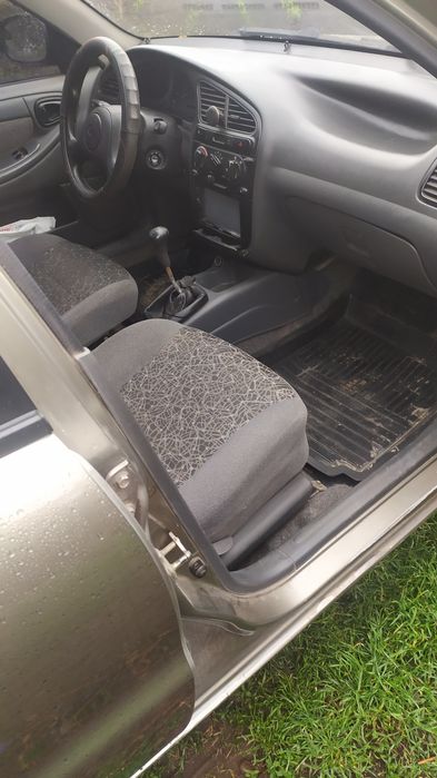 Продам ЗАЗ Ланос SE 2011 года максимальная комплектация газ/бензин