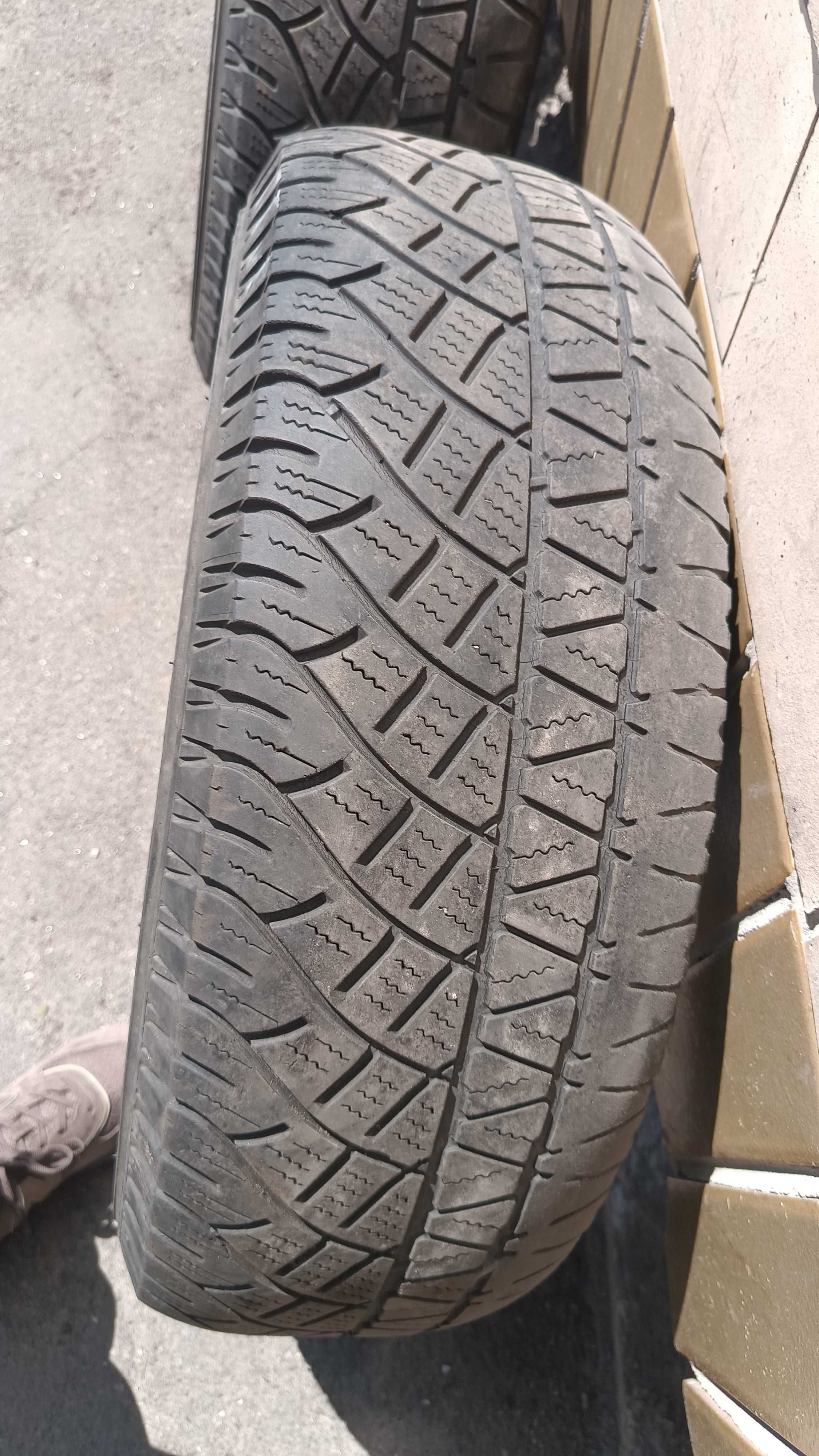 Michelin Latitude Cross 245/70 R16 111H комплект 4 шт.