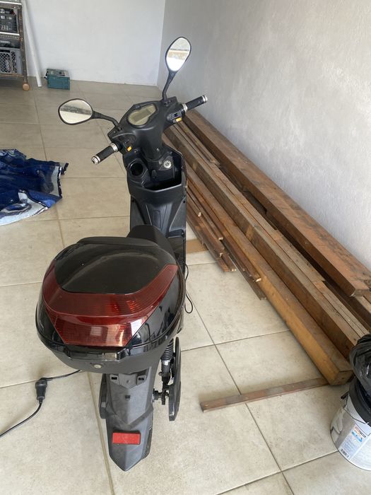 Scooter eletrica