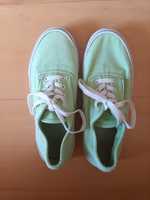 Sapatos station verdes pastel