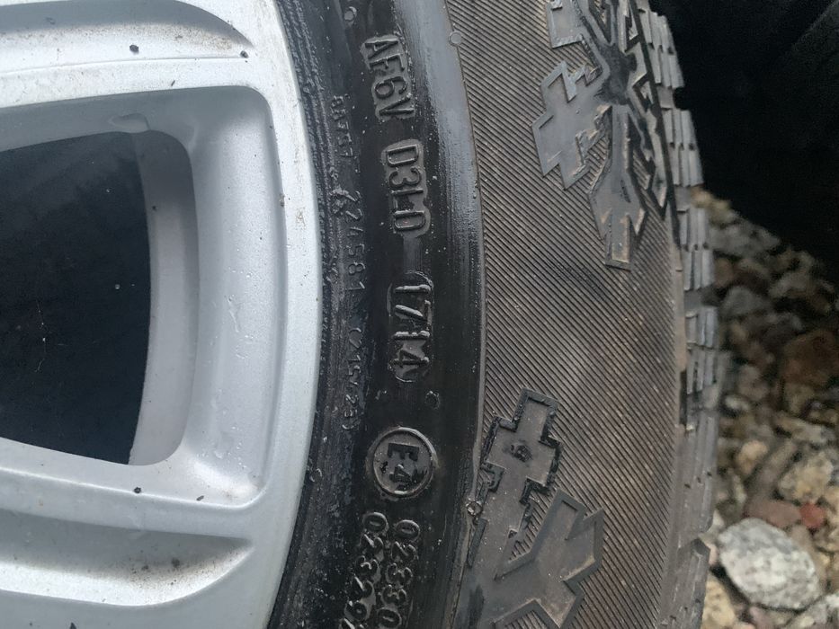 Alufelgi z oponami 215/65/16 audi