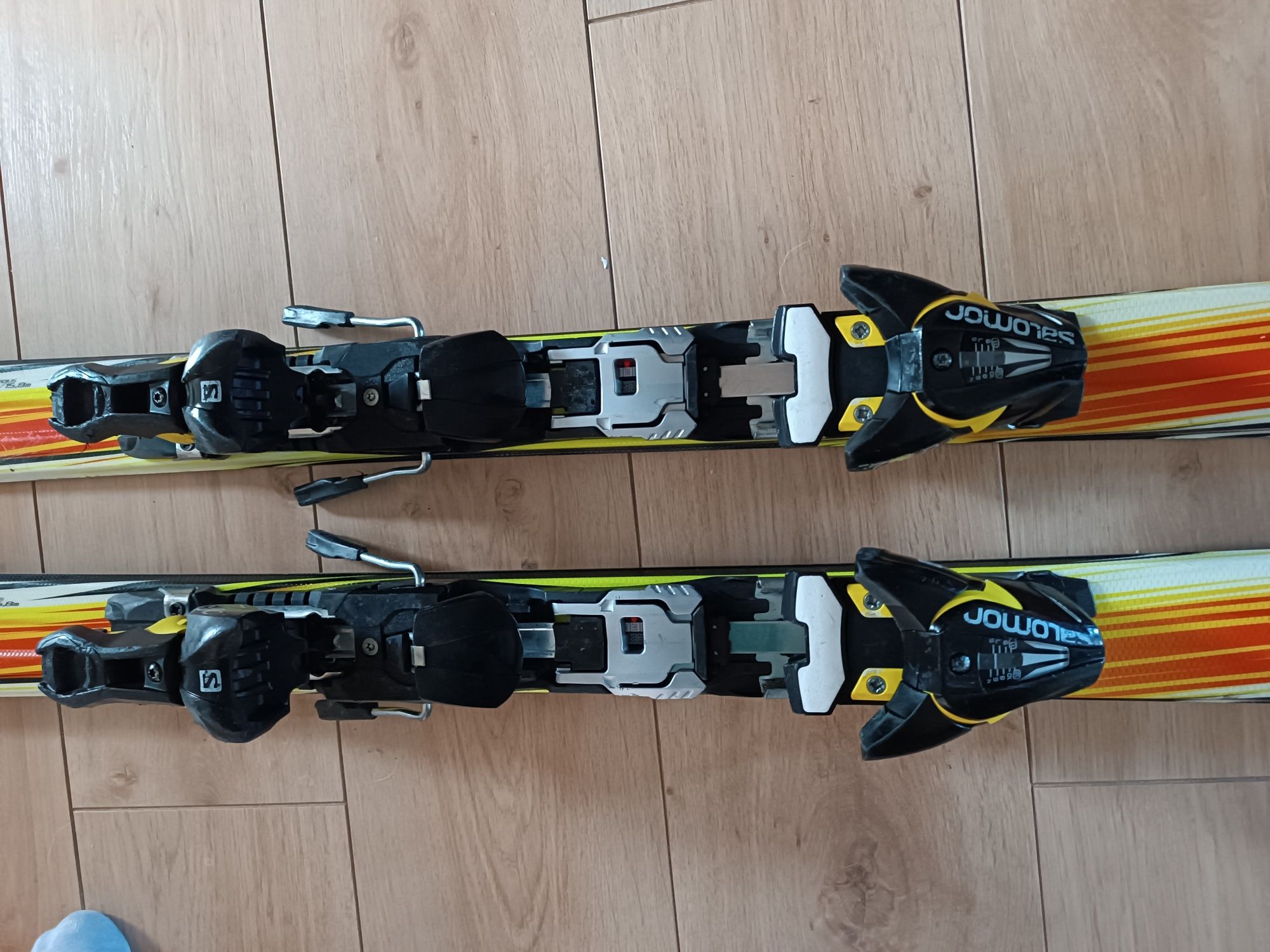 NARTY VOLKL Racetiger racing SL 160