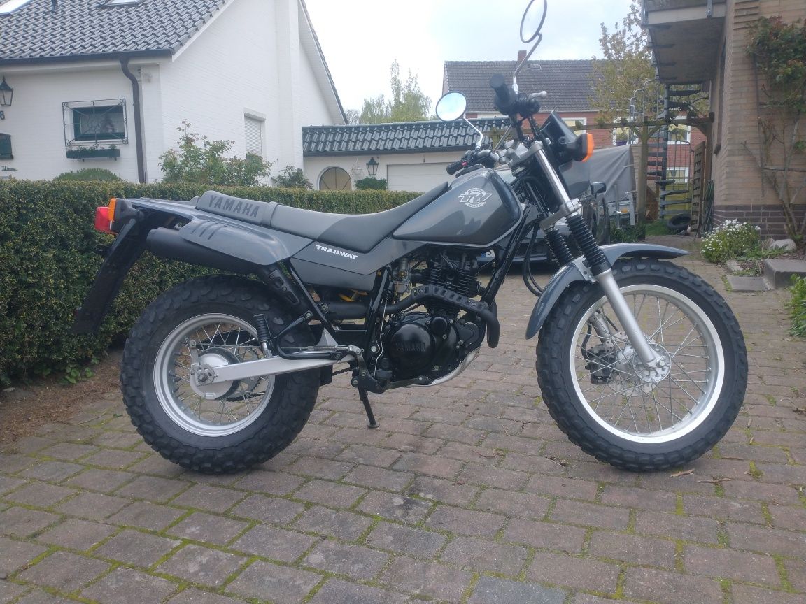 Yamaha TW 125  tylko 4200 km na kat. "B"