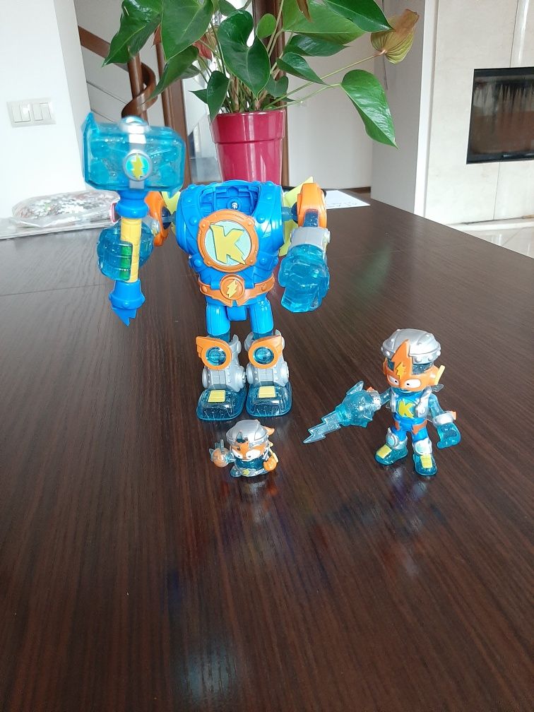 Super things robot