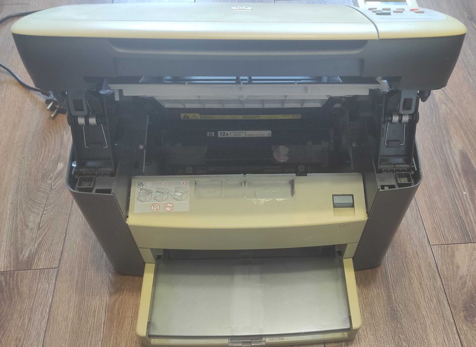 Принтер, сканер, копір HP M1005 MFP