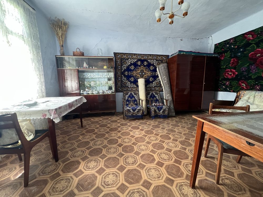 Продаж! Земля 50 сотих + будинок