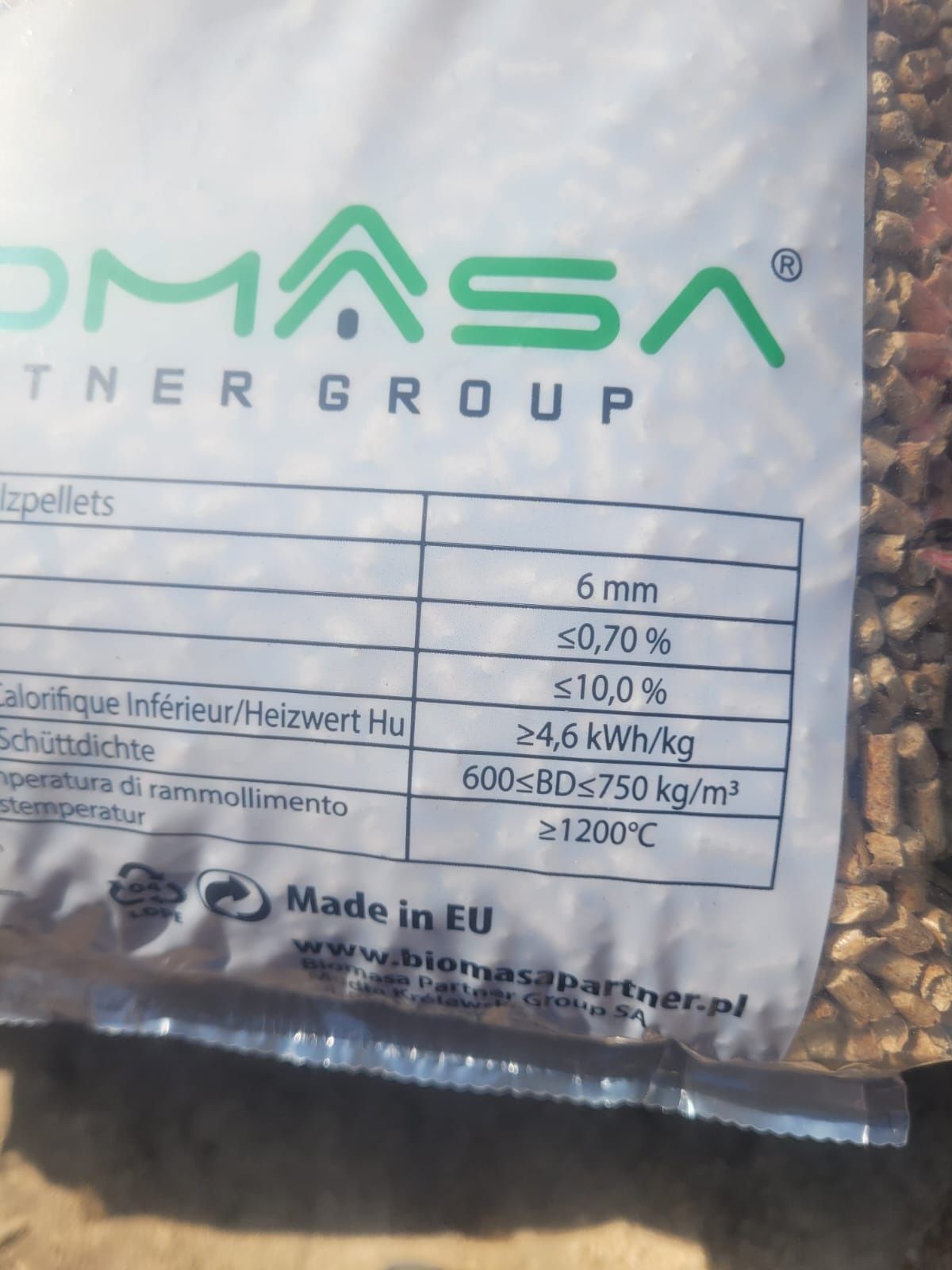 Pellet drzewny Premium Selection 6/8 mm A1 975kg - dostawa gratis