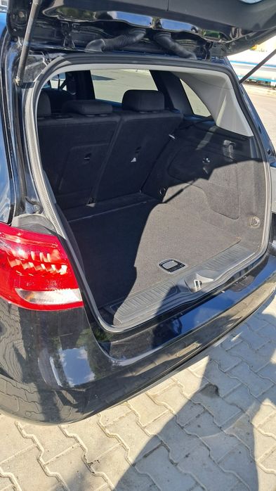 Mercedes-Benz B250 електромобіль електричка