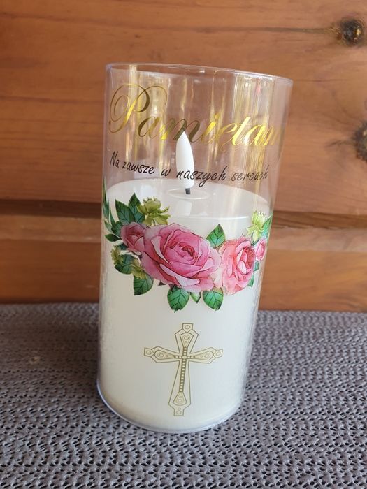 Zestaw różowych kompozycji na grób