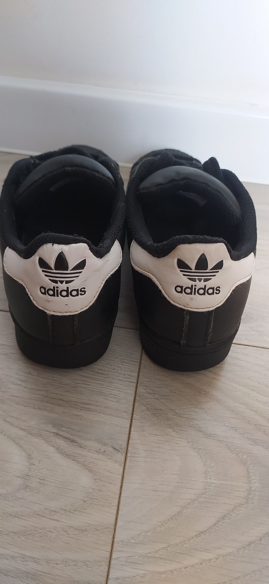 Adidas Superstar 35 1/2 22 cm orginalne czarne