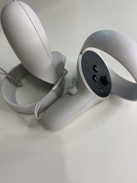 Oculus Quest 2 — 128 ГБ, у відмінному стані