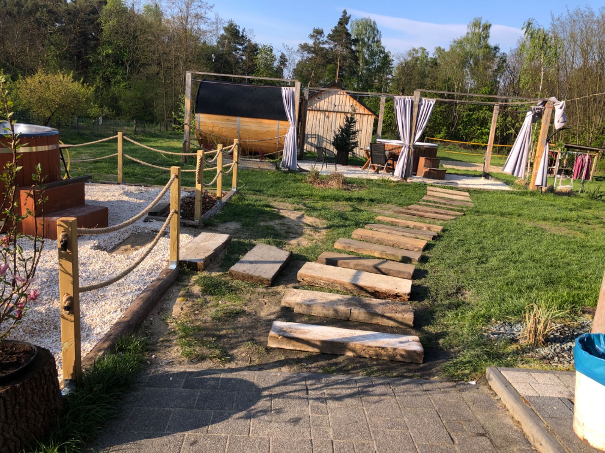 Noclegi, domki drewniane na urodziny kawalerski panieński firmowe