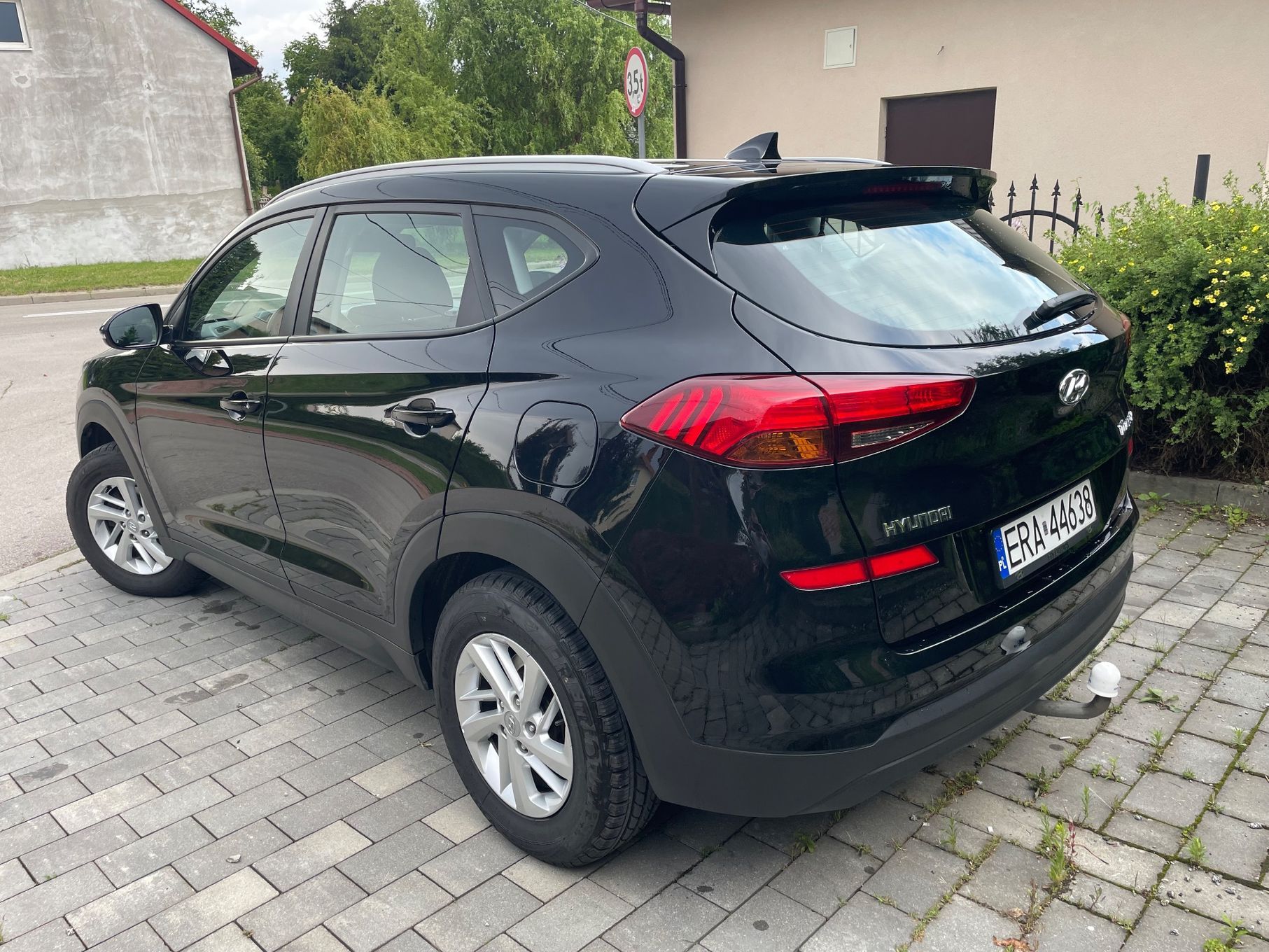 Hyundai Tucson Kamera cofania Asystent pasa Grzane fotele Grzana kierownica