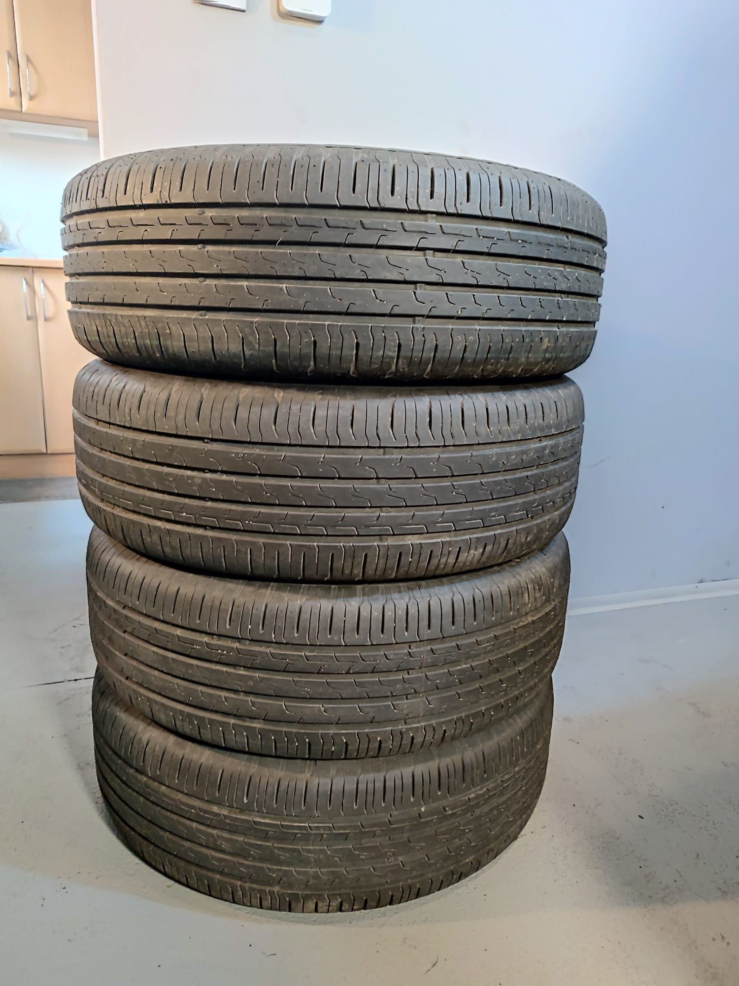 Opony letnie Continental EcoContact 6 jak nowe 215/60 R17