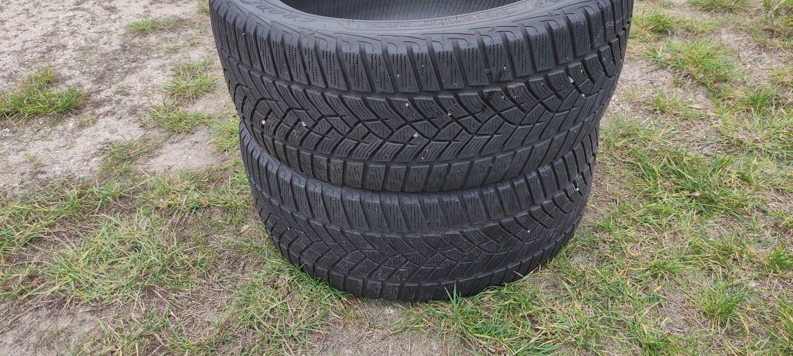 Opony zimowe z 2020r 235/45/18 Goodyear N