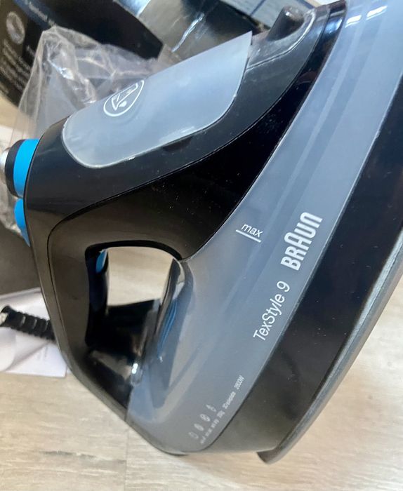 Праска утюг Braun TexStyle 9