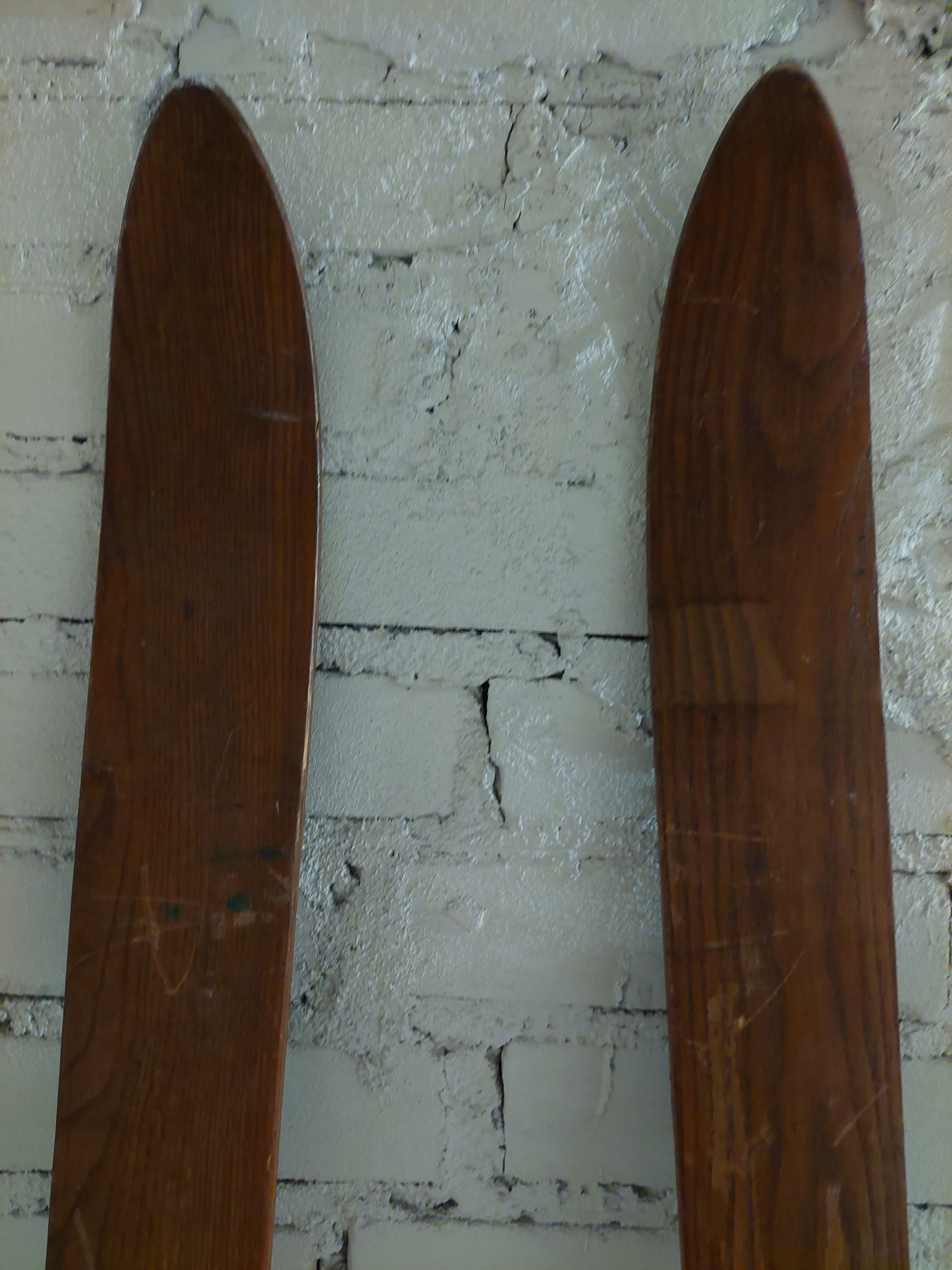 Zabytkowe drewniane narty 210 cm