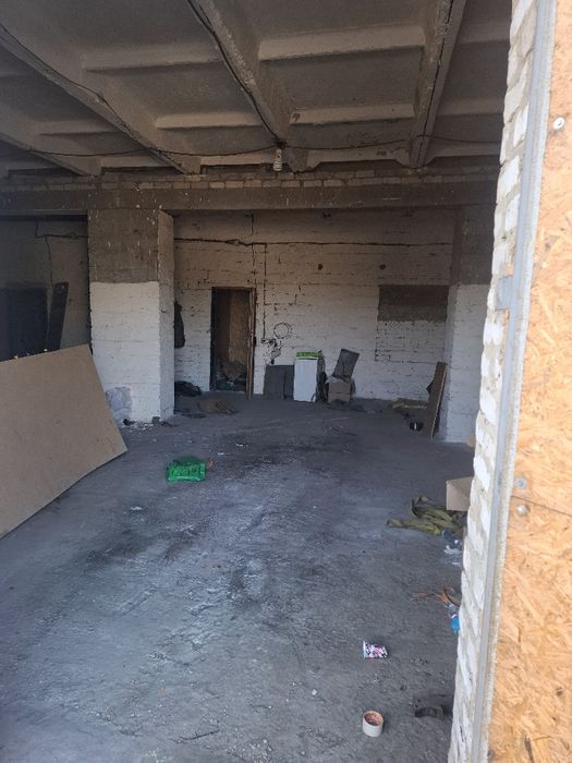 Сдам в аренду помещение (боксы)